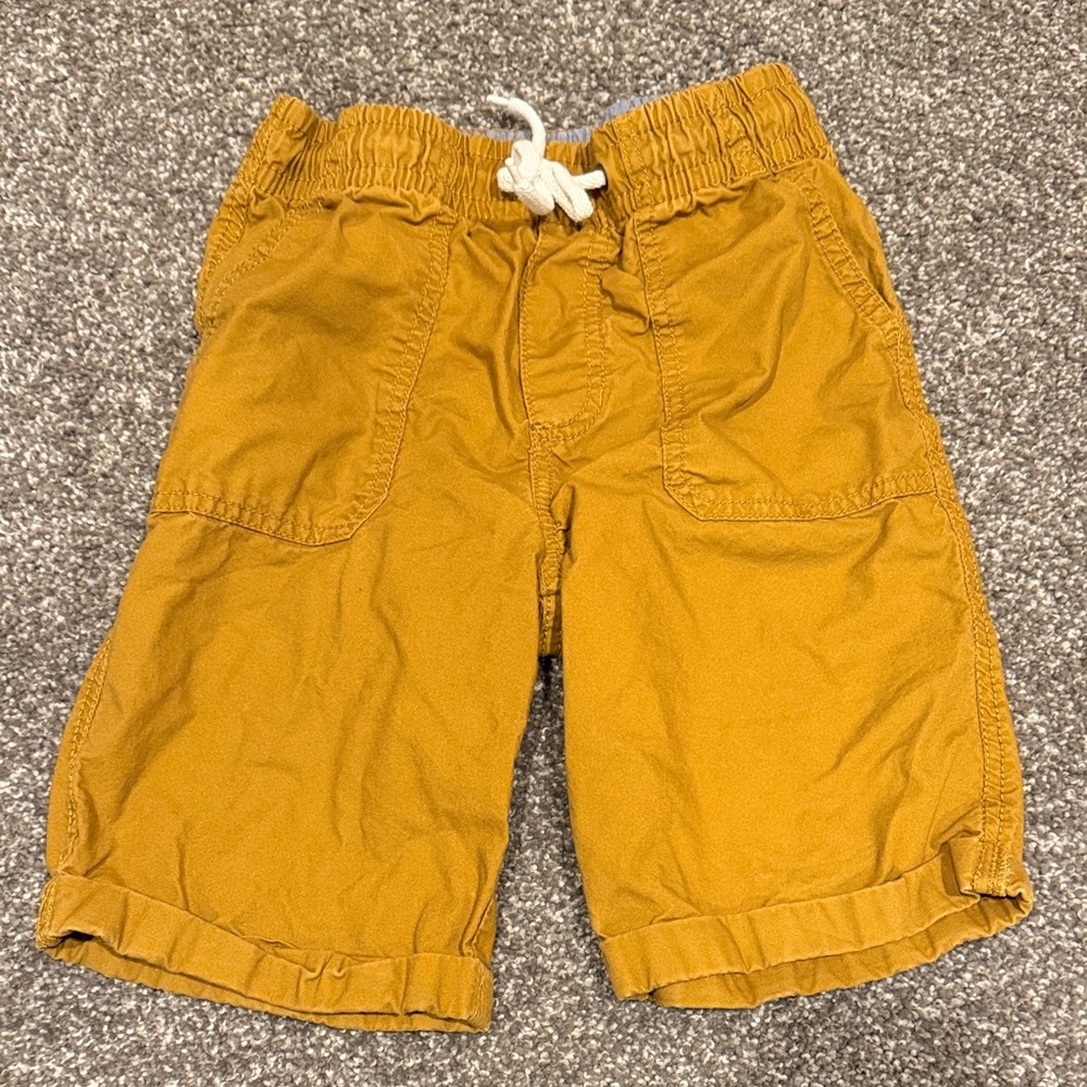 OshKosh B'gosh Kids Brown Shorts size 8